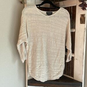 Cute linen sweater top!